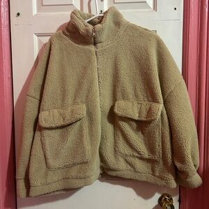 URBAN OUTFITTERS Cozy Beige Sherpa Jacket
